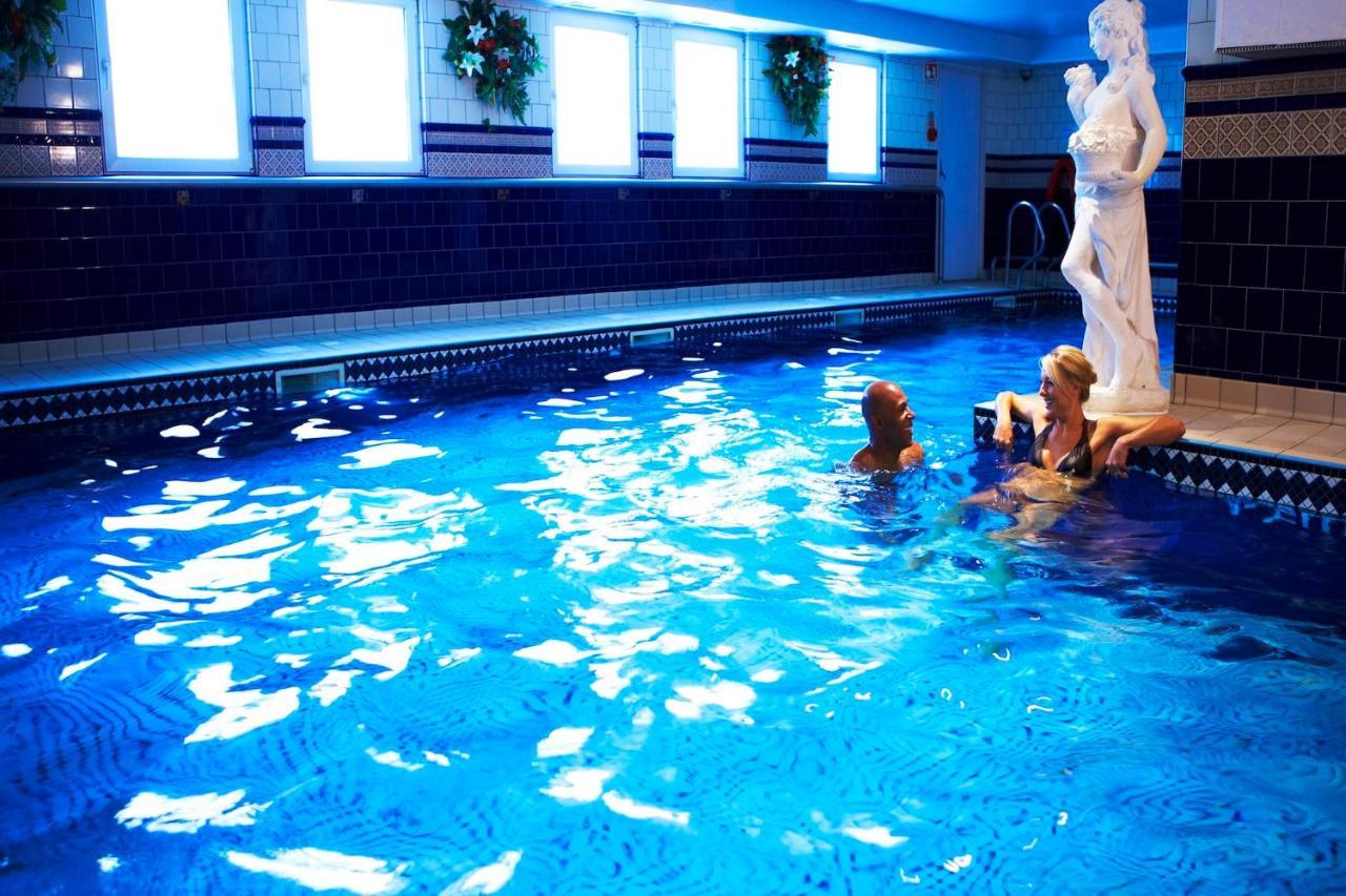 The Spa Chalet Scarborough Hot Tub, Pool, Gym, Beach Location Exterior foto
